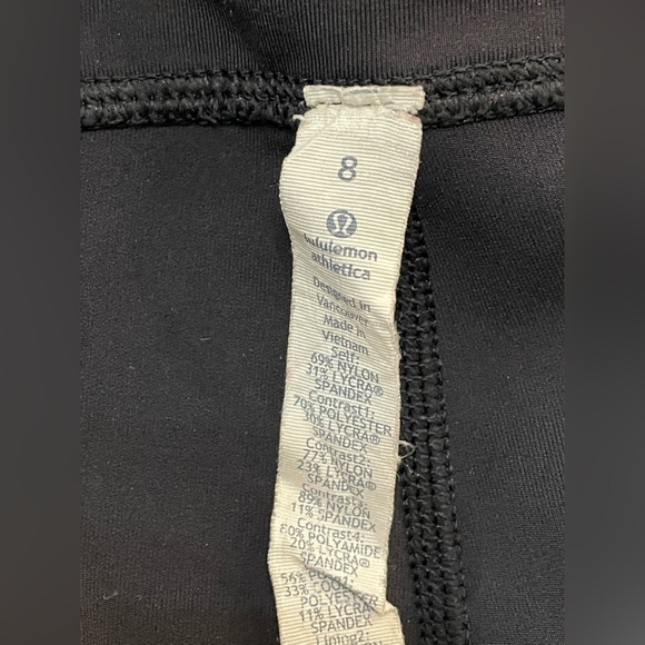 Lululemon Run: Inspire Crop || *All Full-On Luxtreme
Black / White Size 8 - Picture 14 of 15